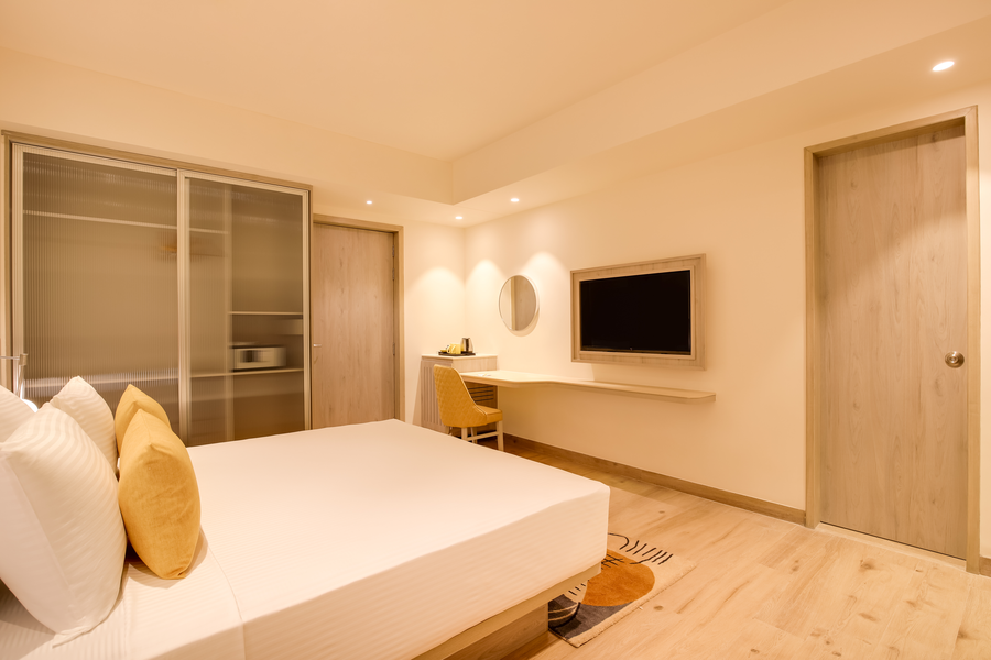 lemon tree hotel jamnagar