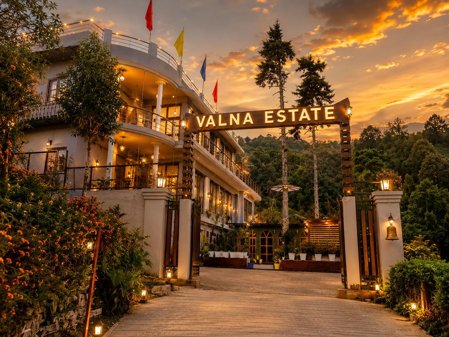 Hotel Valna Estate Mountain View Kausani By Hrg, Main Market, Kausani ,3 star