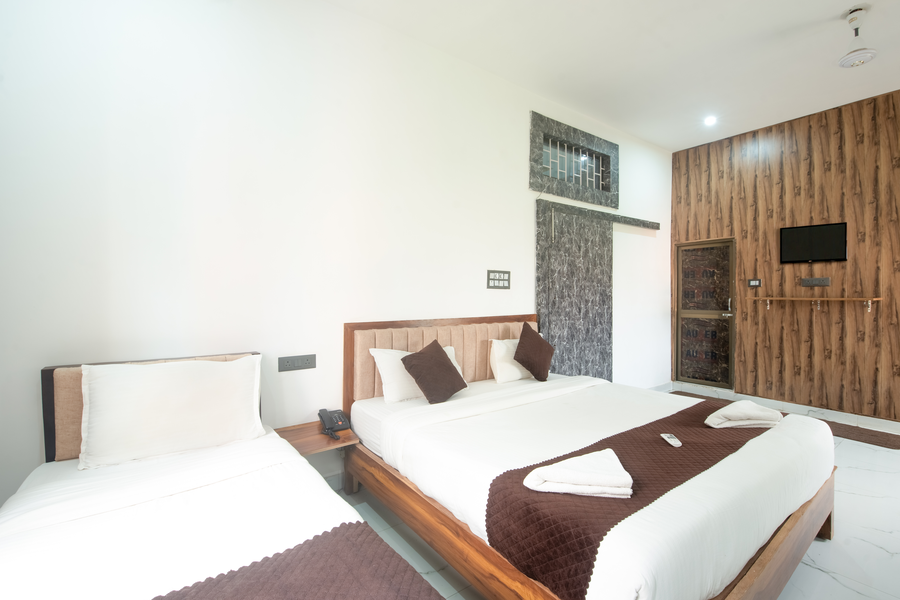 hotel mayas nest sarnath varanasi