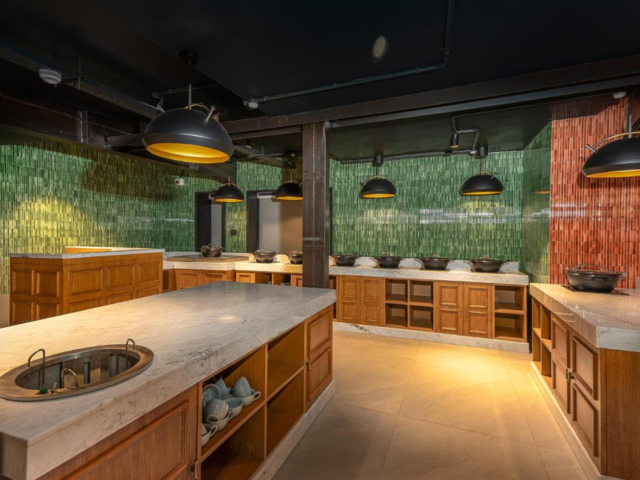 The Vale Lodge,Chandanwari Road,4 star