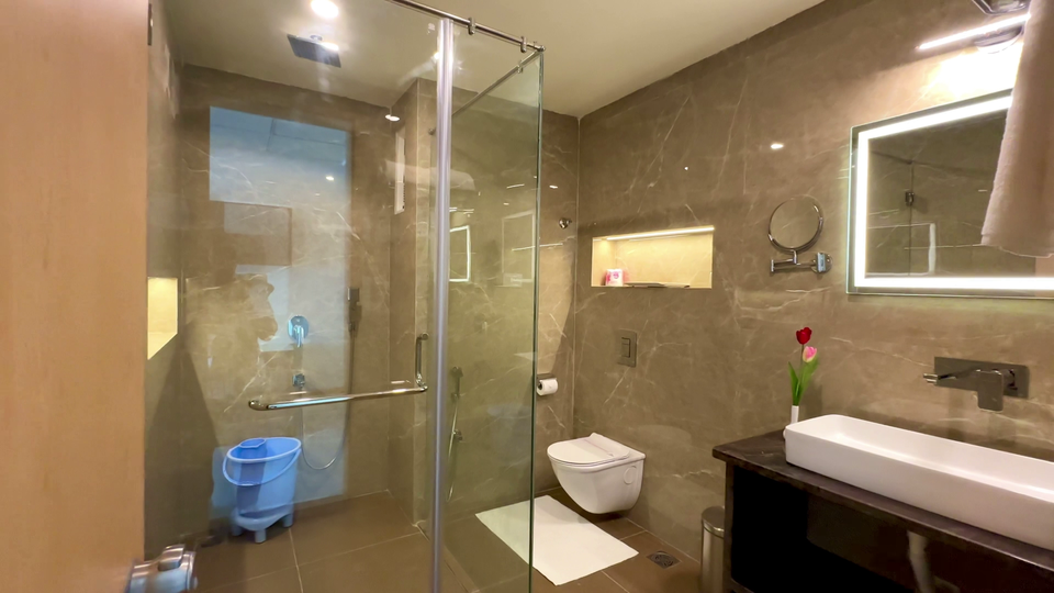 town square suites