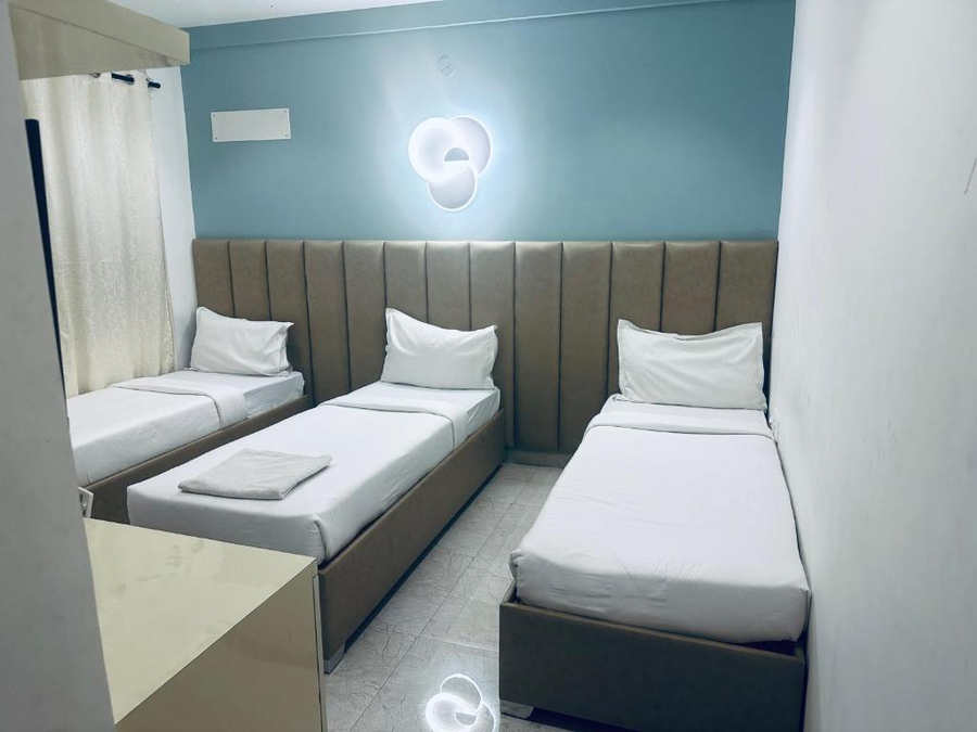 hotel seven sky inn madiwala