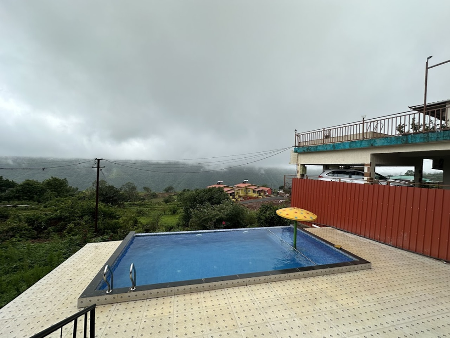 Melody 24 East Resort,Panchgani - Mahabaleshwar Road,3 star