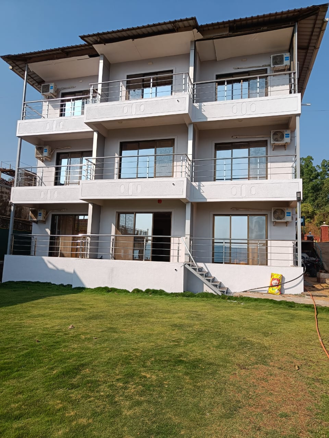 melody 24 east resort