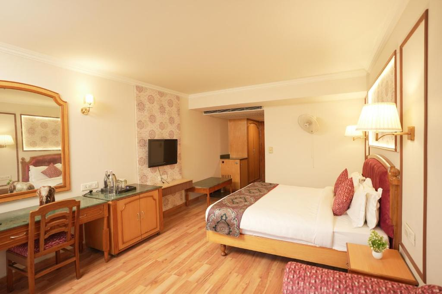 hotel surya residency