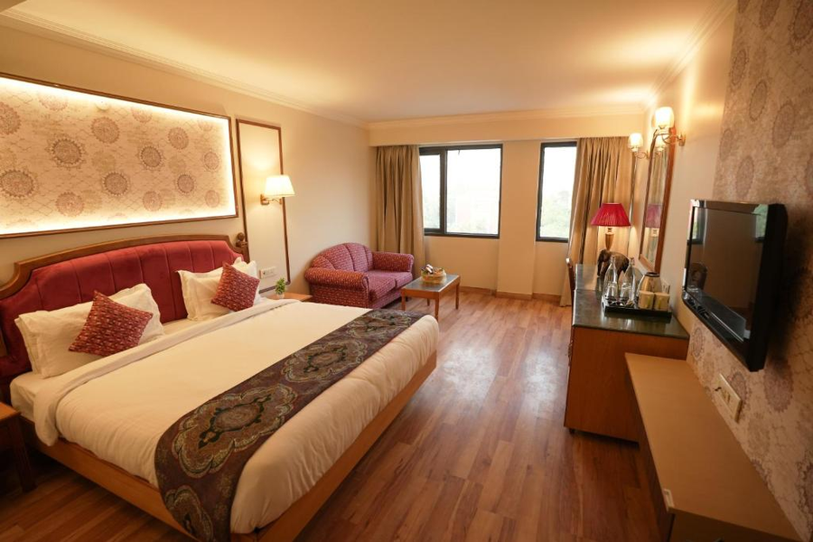 hotel surya residency