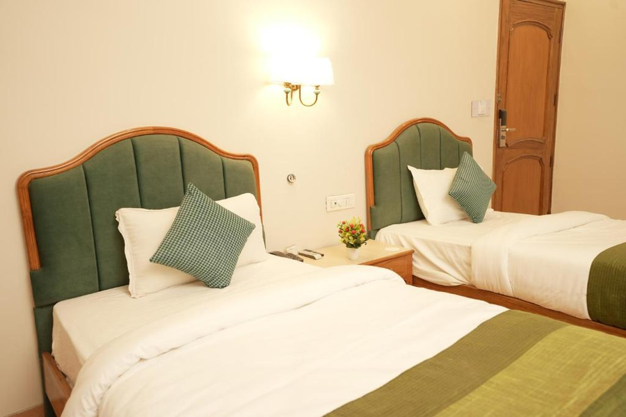 hotel surya residency