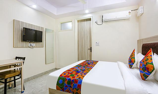 fabhotel taugan inn