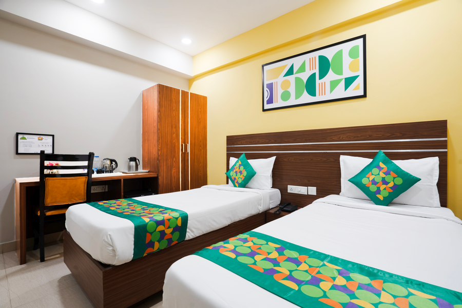 treebo pride inn raidurg