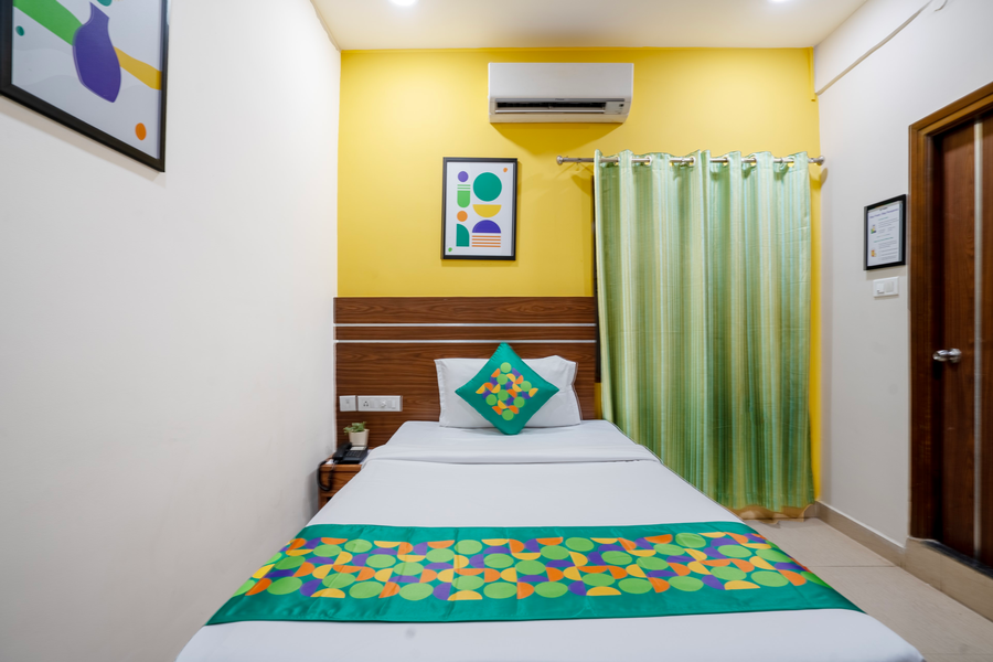 treebo pride inn raidurg