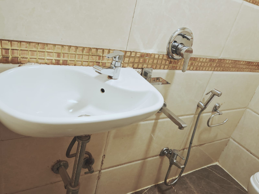 palm breeze hotel colaba