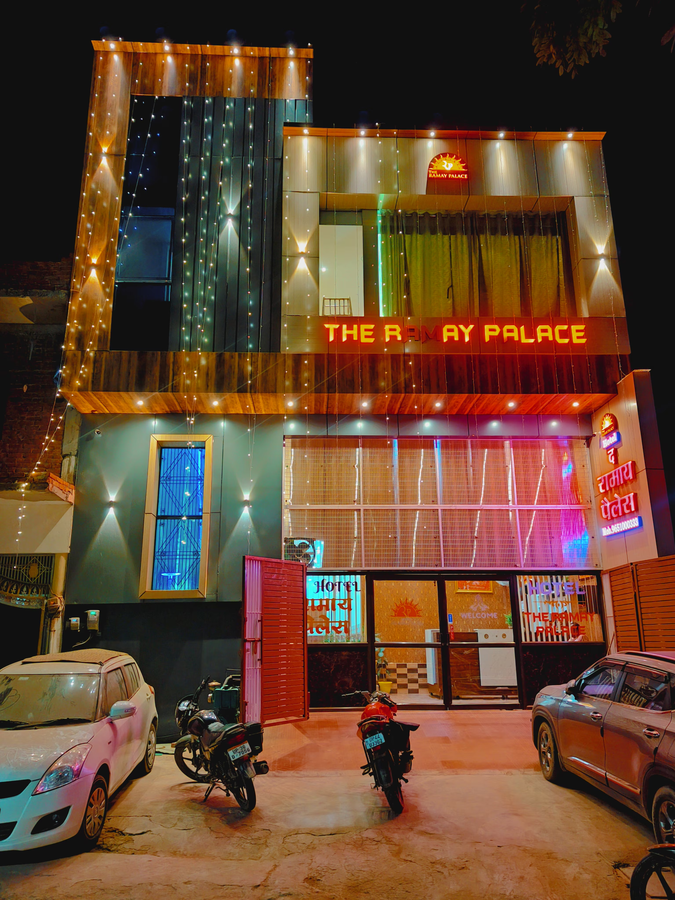 hotel ramay palace