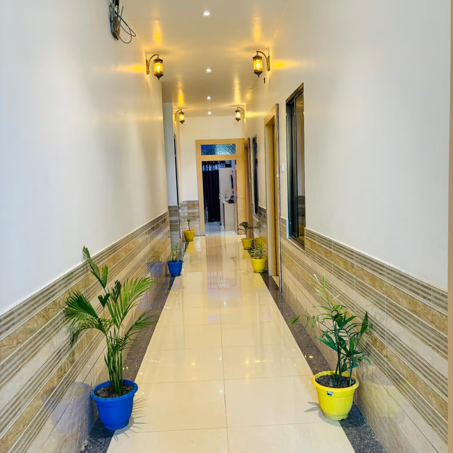 hotel ramay palace