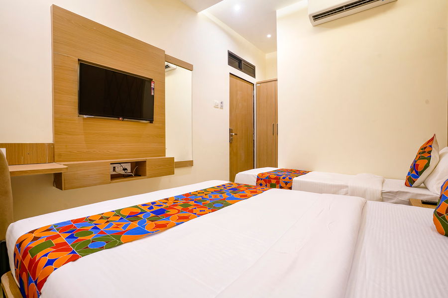 fabhotel prime palm grove