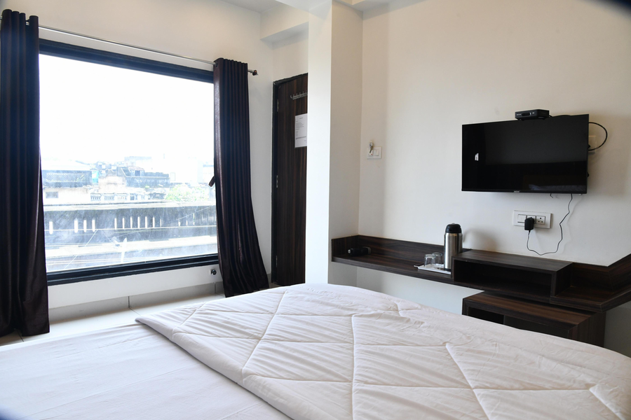 hotel shreeji palace