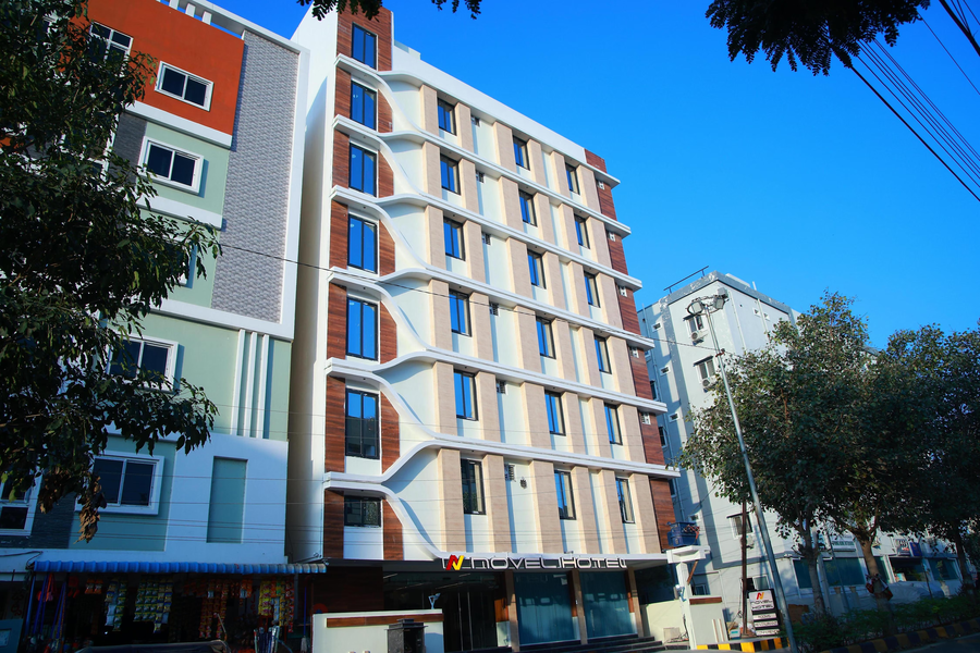 novel hotel near us consulate
