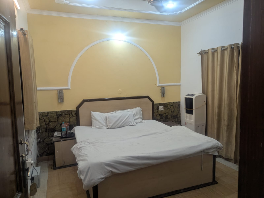 narayani guest house