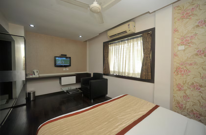 hotel lee international