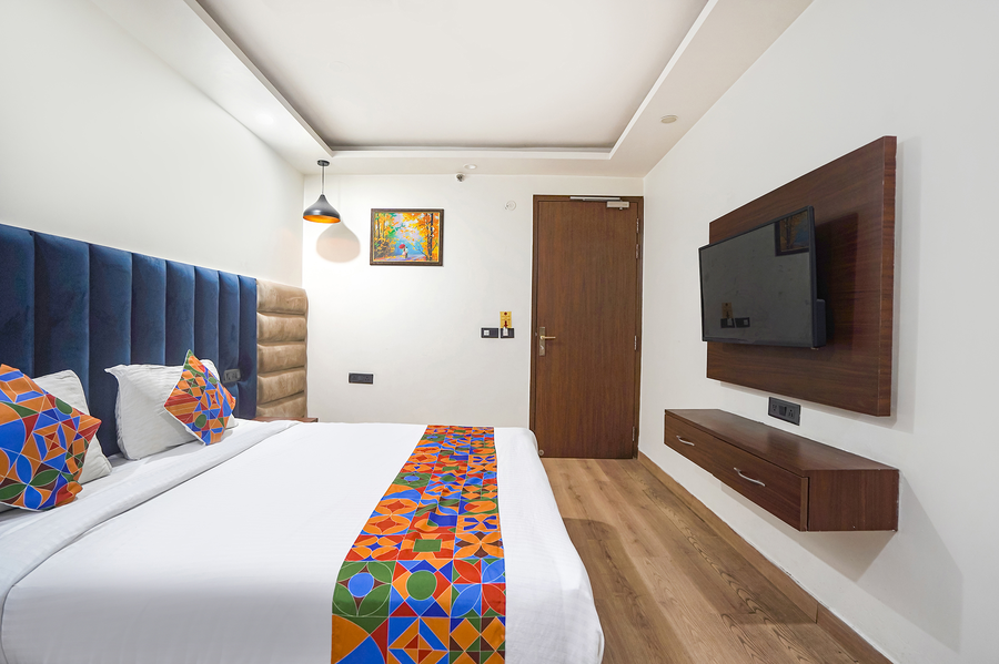 fabhotel golden eye inn nehru place market