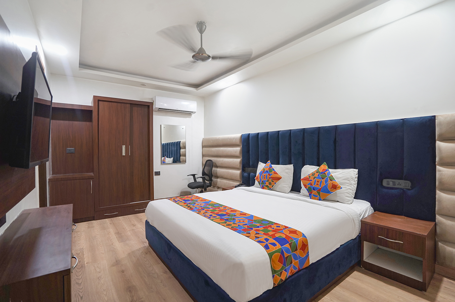fabhotel golden eye inn nehru place market
