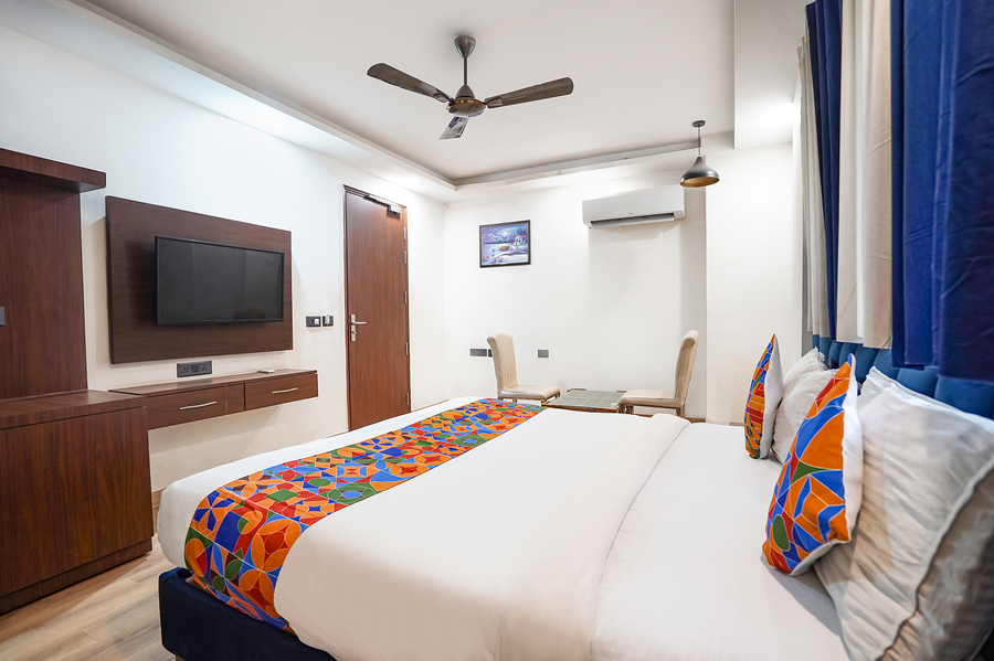 fabhotel golden eye inn nehru place market