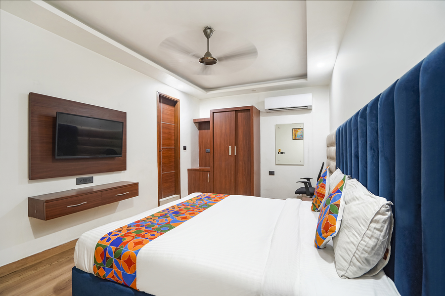 fabhotel golden eye inn nehru place market