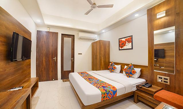 fabhotel new mohit regency near db mall