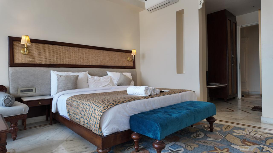 gauri gangaa at har ki pauri with private ganga ghat