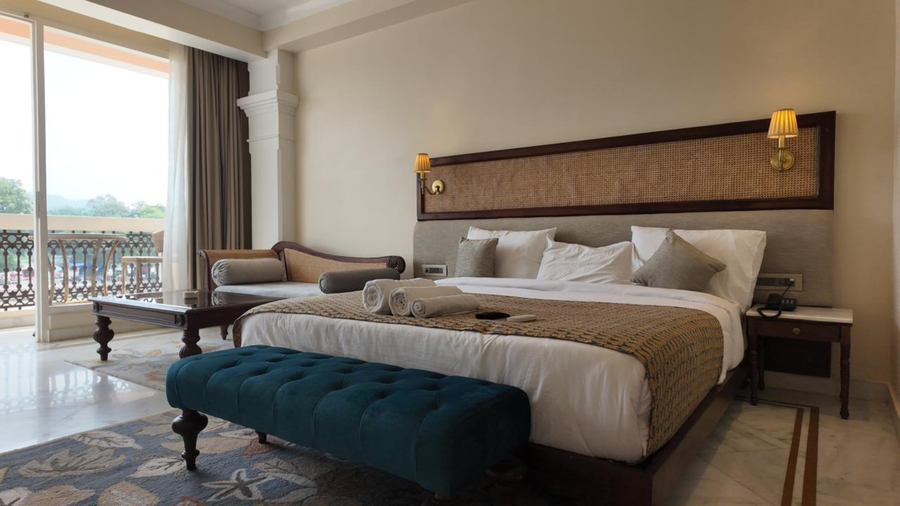 gauri gangaa at har ki pauri with private ganga ghat