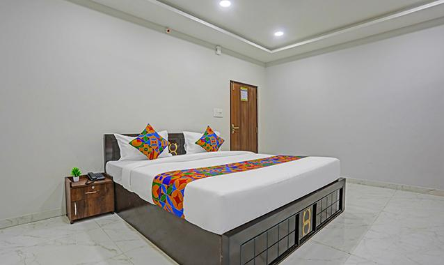 fabhotel bluemoon residency near whitefield main road
