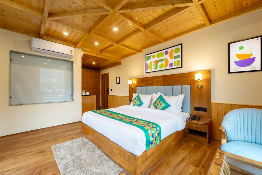 treebo premium the takeys mall road