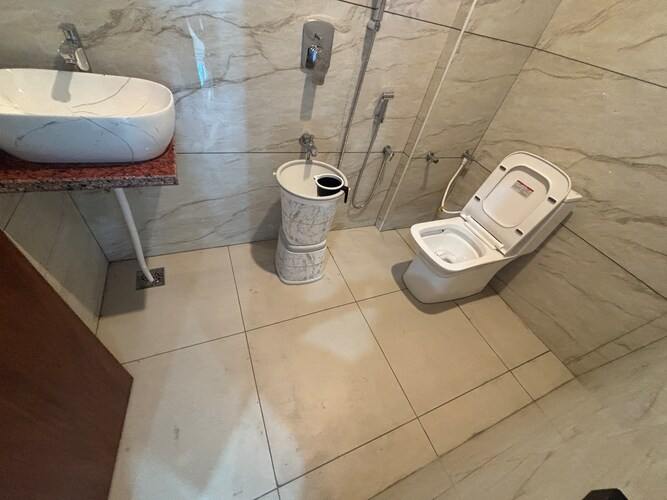 shree radhe mohan hotel and resort