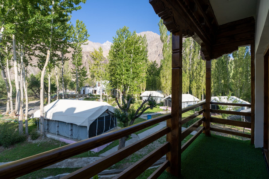 summer retreat nubra