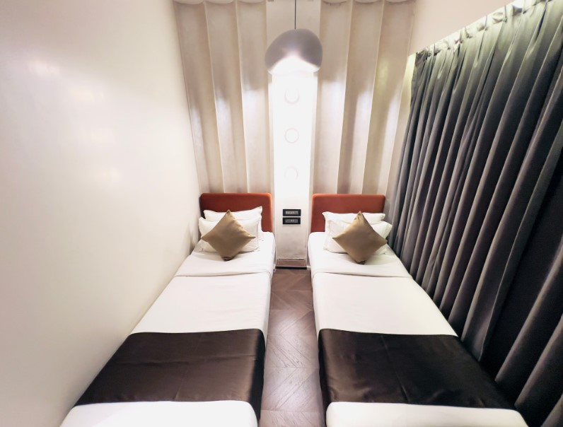 hotel white pearl colaba