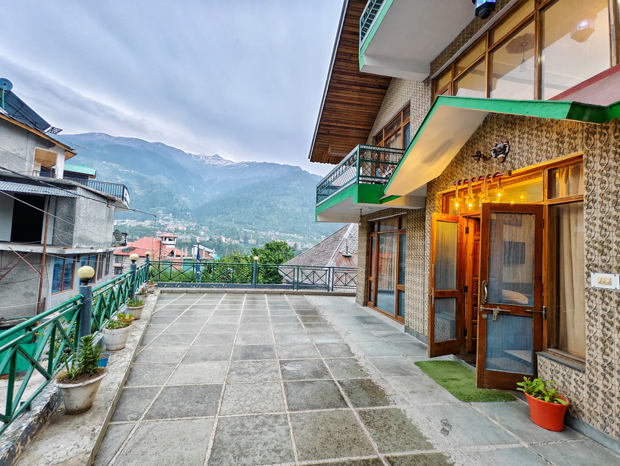 Tripti Villas, Manali,Simsa Village,3 star