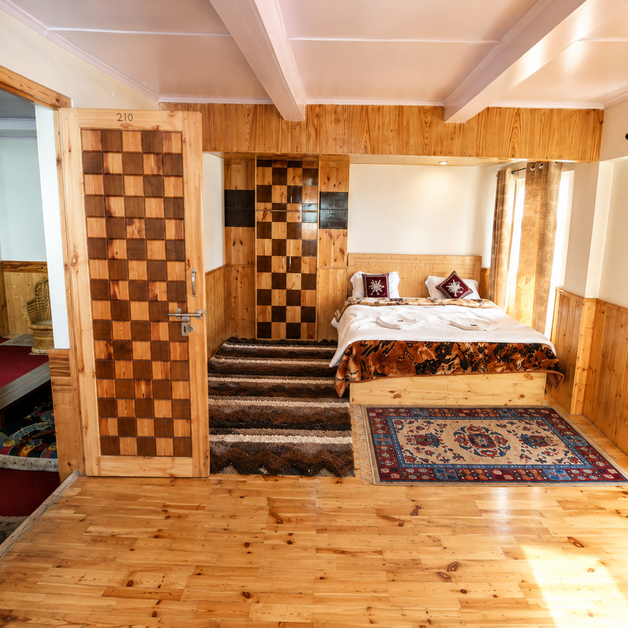 kapoor resort kaza by mountain bee