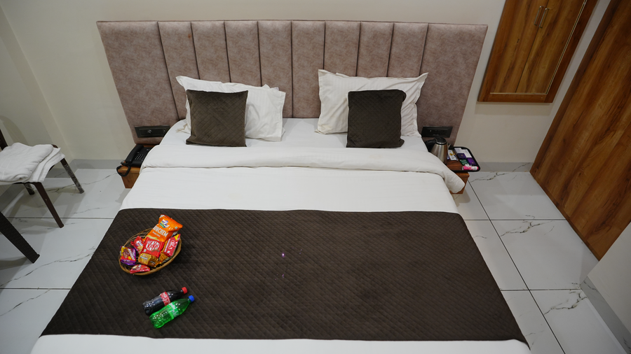 hotel venzaa vijay nagar