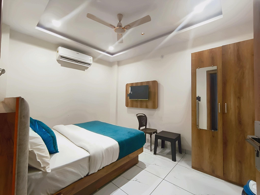hotel venzaa vijay nagar
