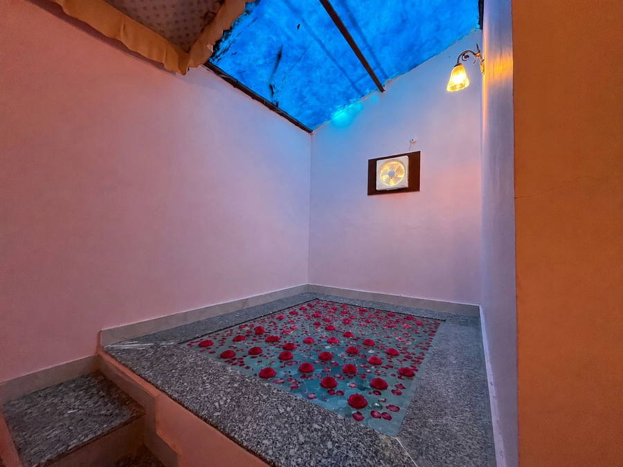 Atithi Luxury Resort,,3 star