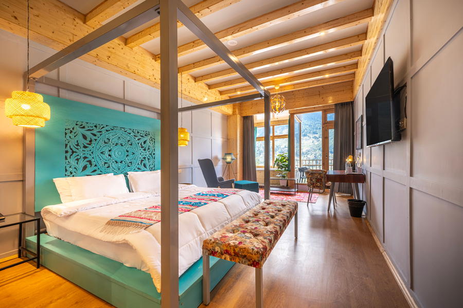 echor himalayan heights luxe manali
