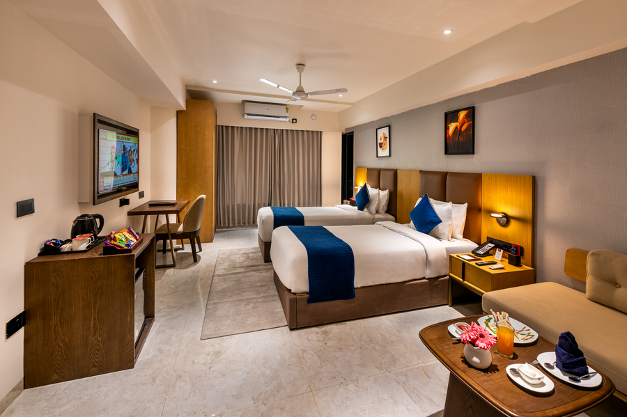 lords studio inn jamnagar