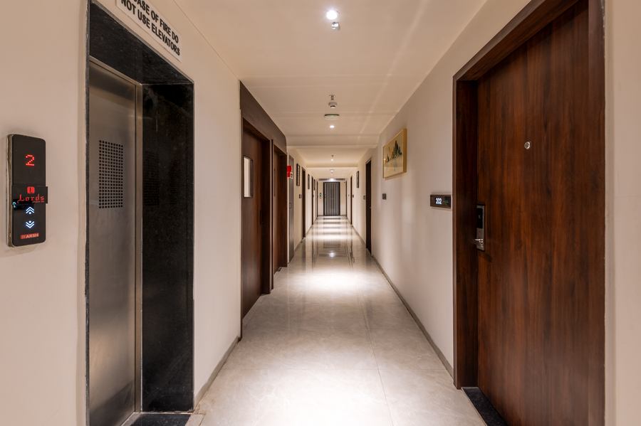 lords studio inn jamnagar