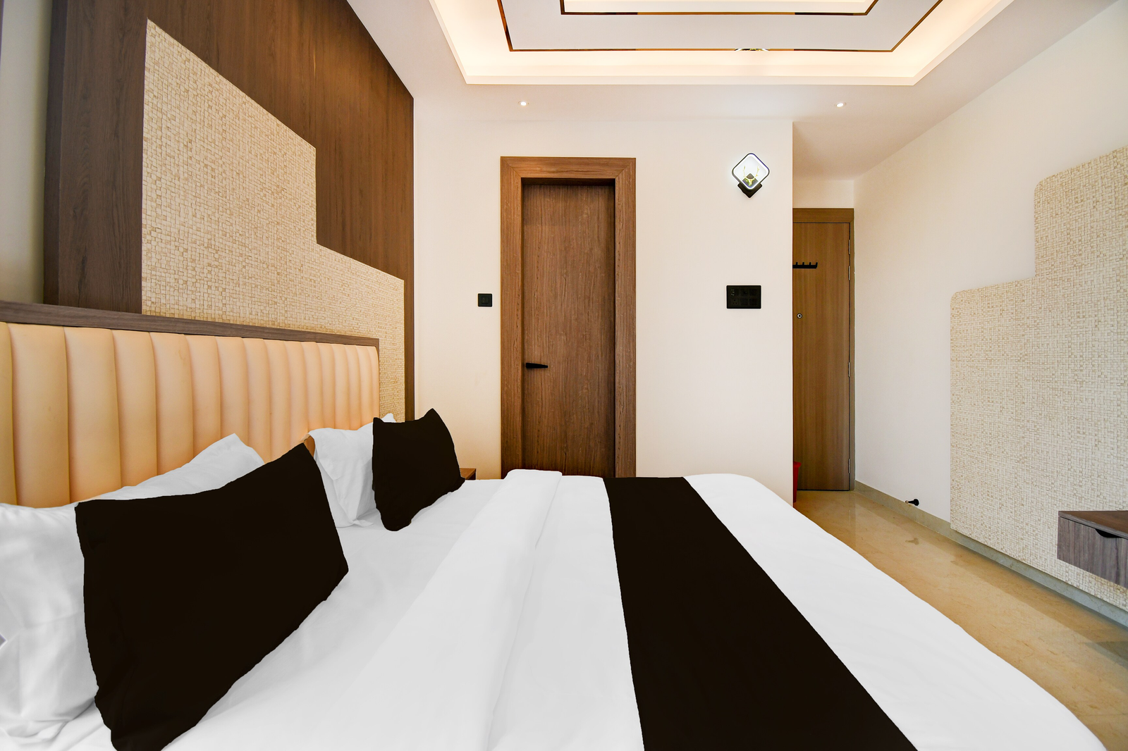 super townhouse oak ratanpur panki