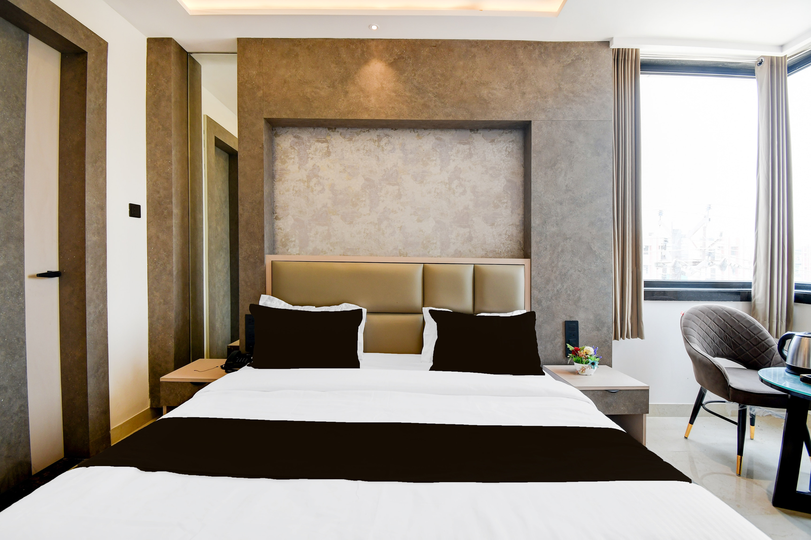 super townhouse oak ratanpur panki