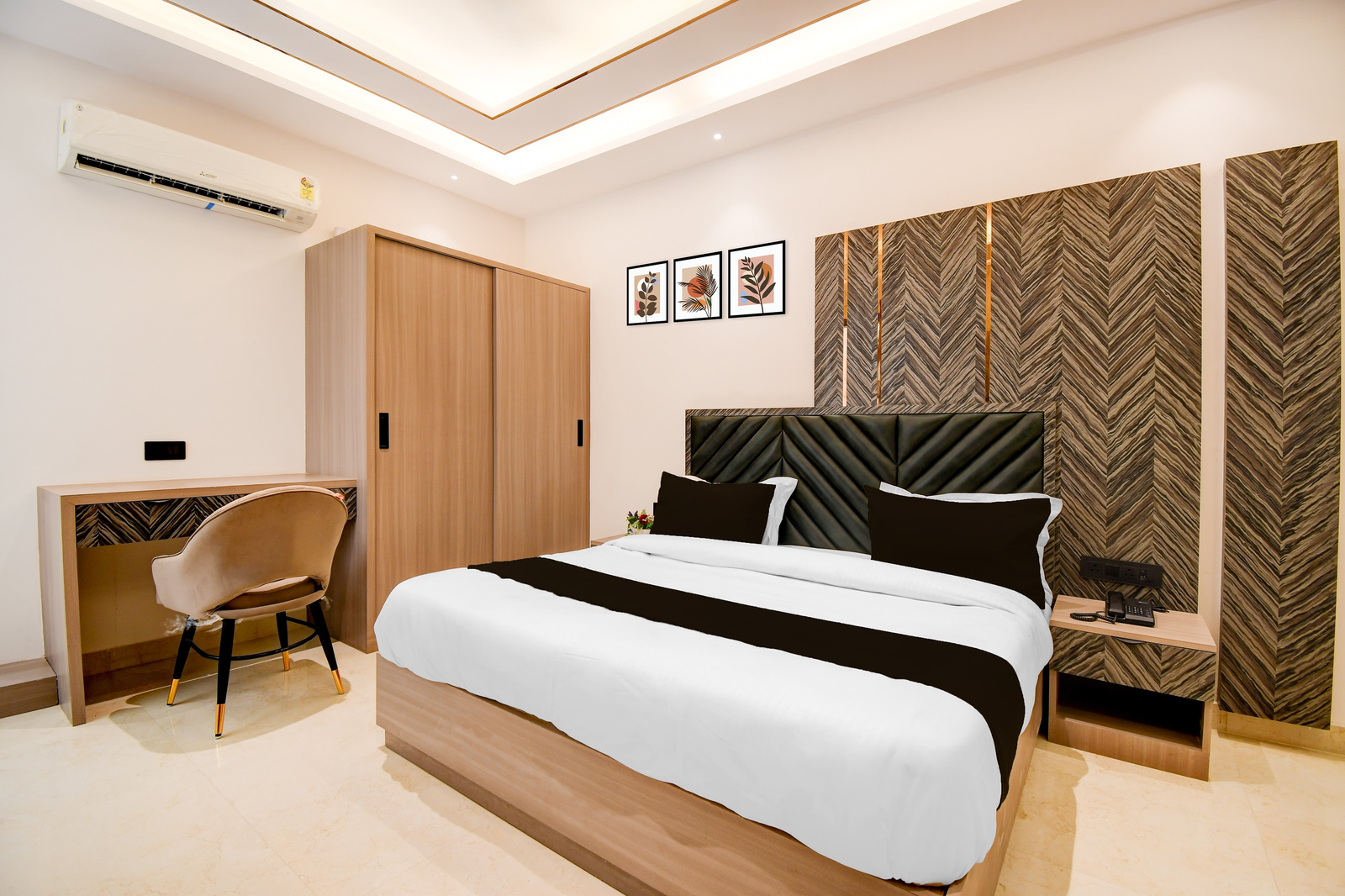 super townhouse oak ratanpur panki