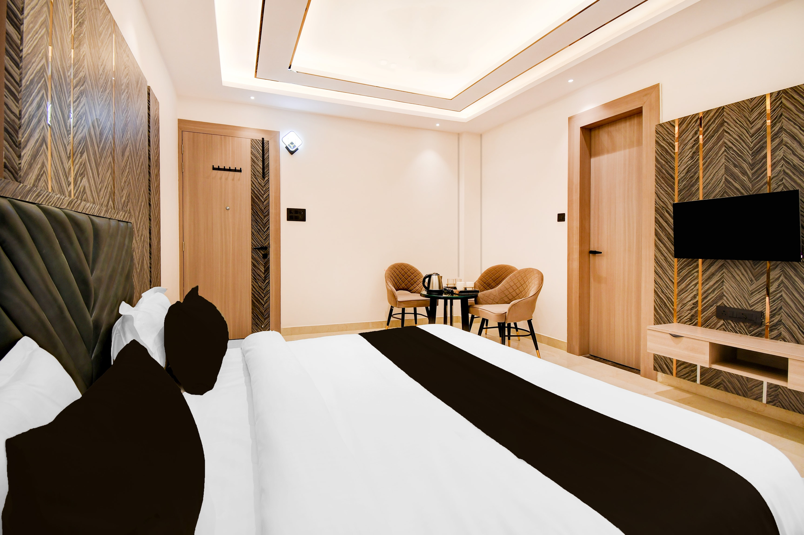 super townhouse oak ratanpur panki