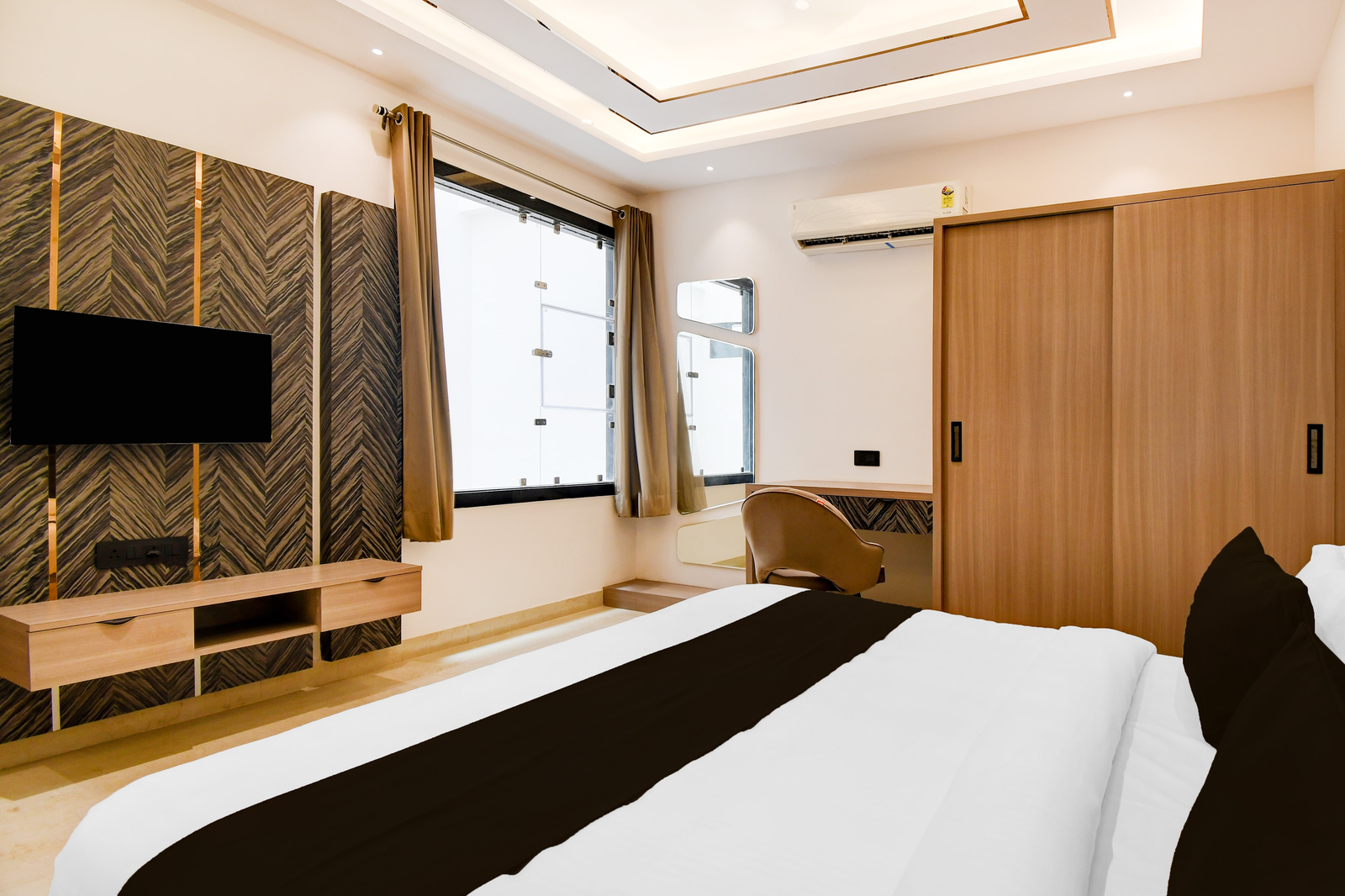 super townhouse oak ratanpur panki