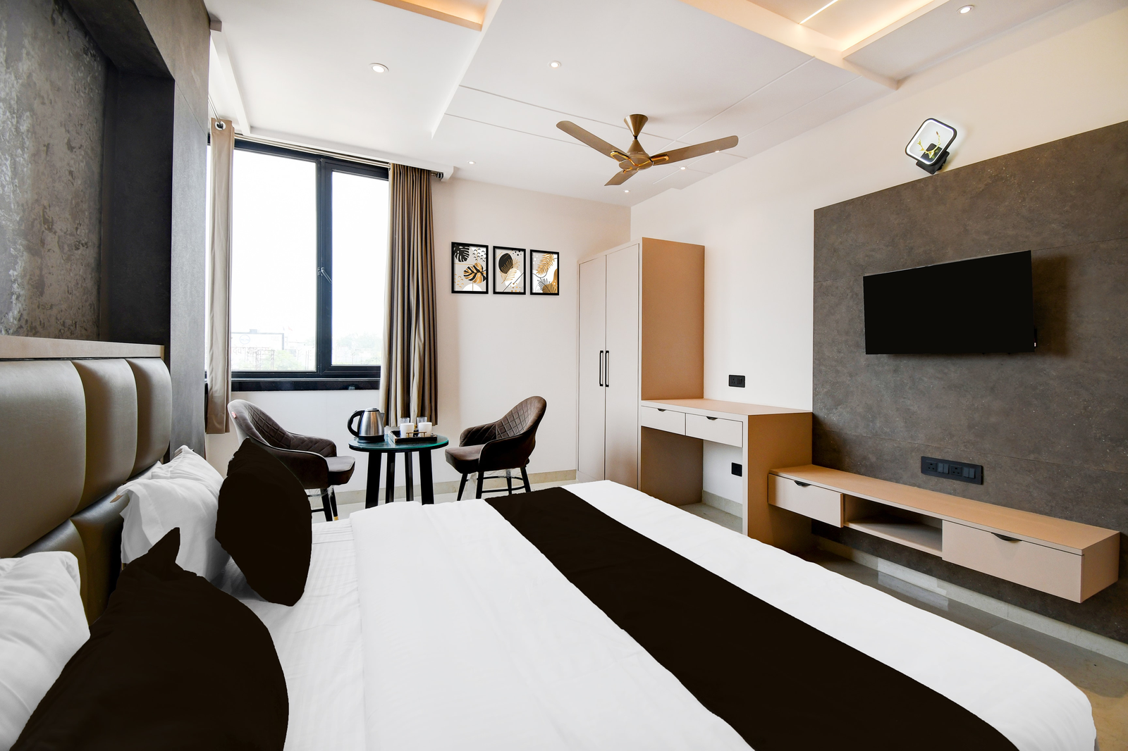 super townhouse oak ratanpur panki