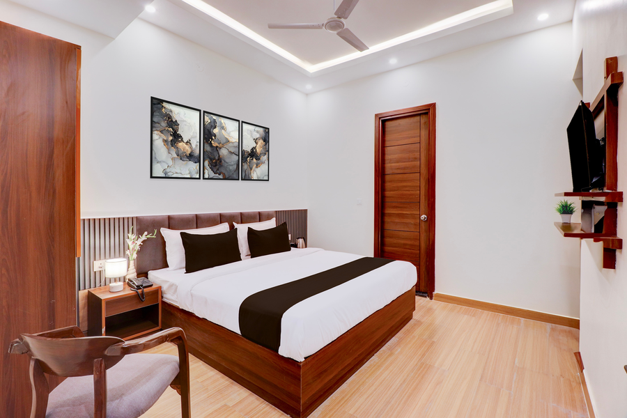 super townhouse oak fri dehradun formerly hotel el portrait