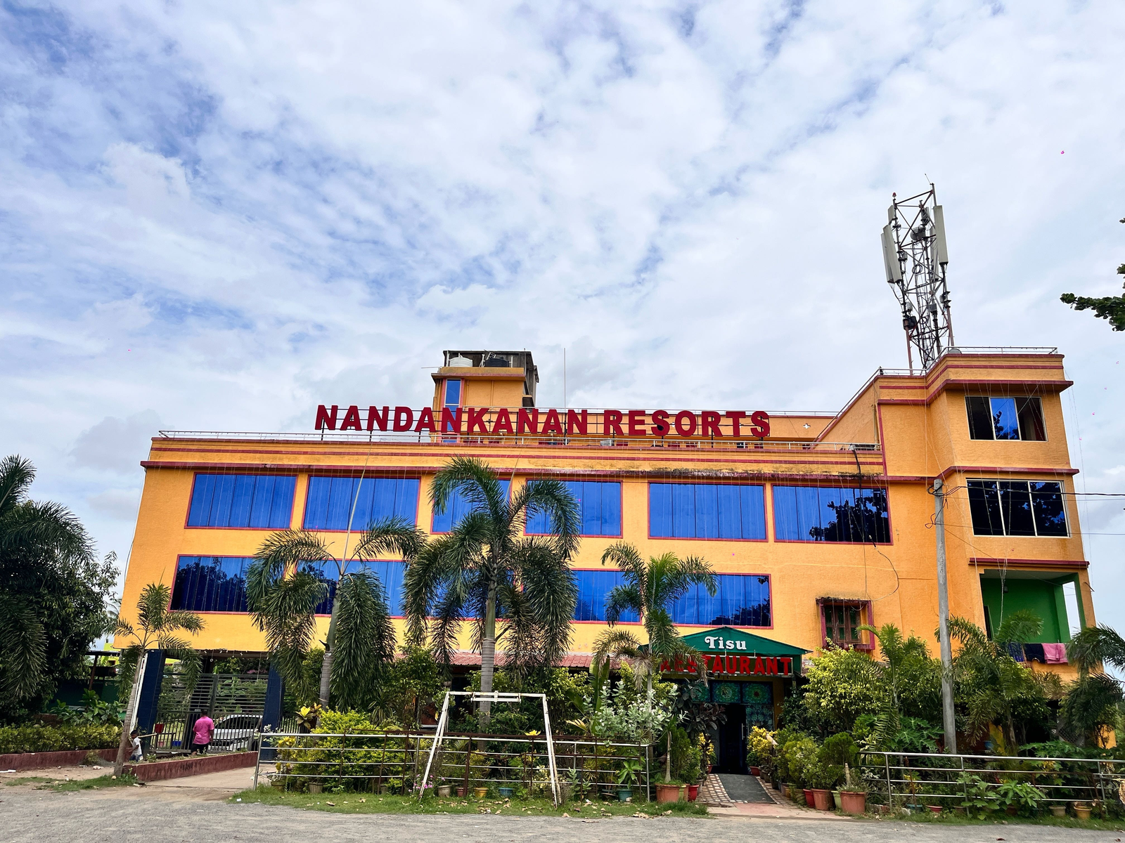 Super Collection O Zoological Park Formerly Nandankanan Resort,,3 star
